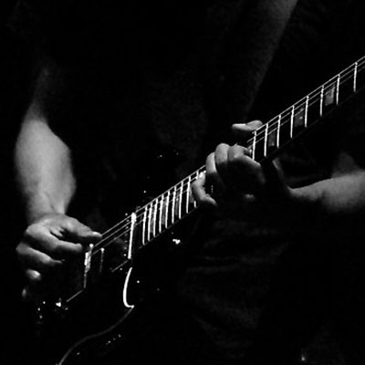 ¿Quieres aprender guitarra en ICZ Moçambique?